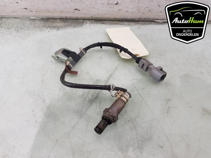 Lambda probe from a Toyota C-HR (X1,X5) 2.0 16V Hybrid 2020