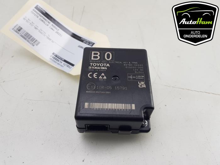 Begagnade Däcktrycksmodul Toyota Corolla Touring Sport (E21/EH1) 2.0 16V Hybrid 200 Pris € 60,00 Marginaltabell erbjuds av AutoHam