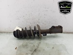 Begagnade Stötdämpare, höger fram Opel Zafira Tourer (P12) 1.4 Turbo 16V Ecotec Pris € 50,00 Marginaltabell erbjuds av AutoHam