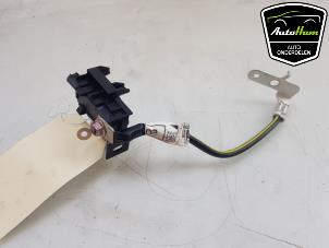 Batterisensor från en Toyota C-HR (X1,X5) 2.0 16V Hybrid 2020
