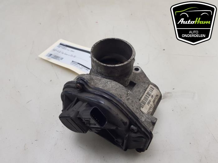 Usagé Boitier papillon Ford Fiesta 5 (JD/JH) 1.4 16V Prix € 50,00 Règlement à la marge proposé par AutoHam