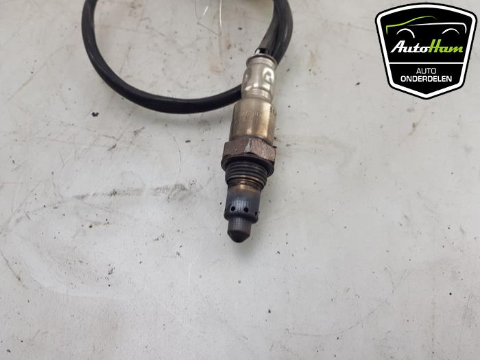 Lambda probe from a Audi A4 Avant (B9) 2.0 40 TFSI Mild hybrid 16V 2020