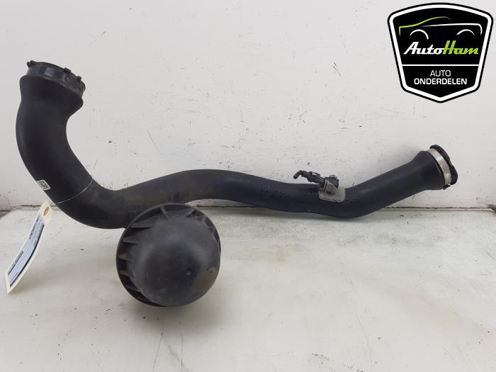 Gebrauchte Intercooler Rohr Audi A4 Avant (B9) 2.0 40 TFSI Mild hybrid 16V Preis € 65,00 Margenregelung angeboten von AutoHam