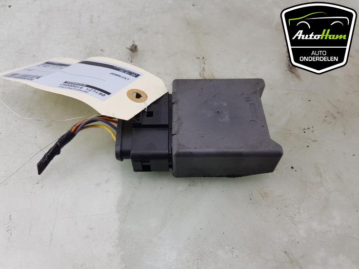 Usagé Module pompe carburant Volkswagen Polo VI (AW1) 1.0 TSI 12V Prix € 20,00 Règlement à la marge proposé par AutoHam