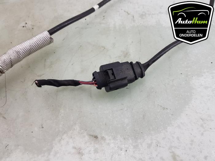 Lambda probe from a Volkswagen Arteon Shooting Brake (3HAC) 2.0 TSI 16V 2021