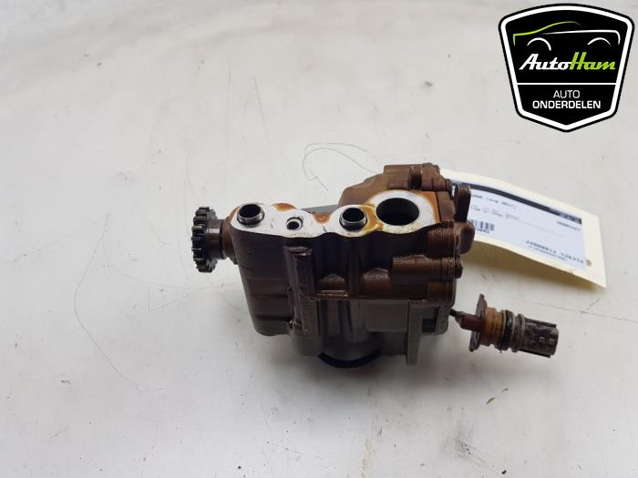 Gebrauchte Ölpumpe Renault Megane IV (RFBB) 1.2 Energy TCE 100 Preis € 40,00 Margenregelung angeboten von AutoHam