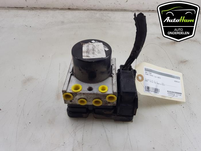 Używane Pompa ABS Ford Focus 2 1.6 16V Cena € 25,00 Procedura marży oferowane przez AutoHam