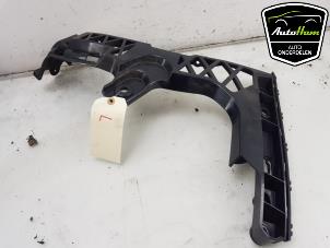 Used Rear bumper bracket, left Mercedes CLA Shooting Brake (118.6) 1.3 CLA-200 Turbo 16V Price € 20,00 Margin scheme offered by AutoHam