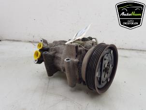 Air conditioning pump from a Mercedes-Benz Citan (415.6) 1.5 109 CDI 2013