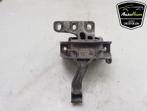 Usagé Support moteur Audi A3 Limousine (8VS/8VM) 1.4 TFSI ACT 16V Prix € 40,00 Règlement à la marge proposé par AutoHam