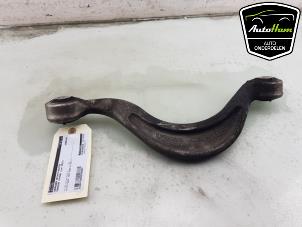 Usagé Bras de suspension arrière droit Porsche Taycan (Y1A) 79/84 kWh Prix € 125,00 Règlement à la marge proposé par AutoHam