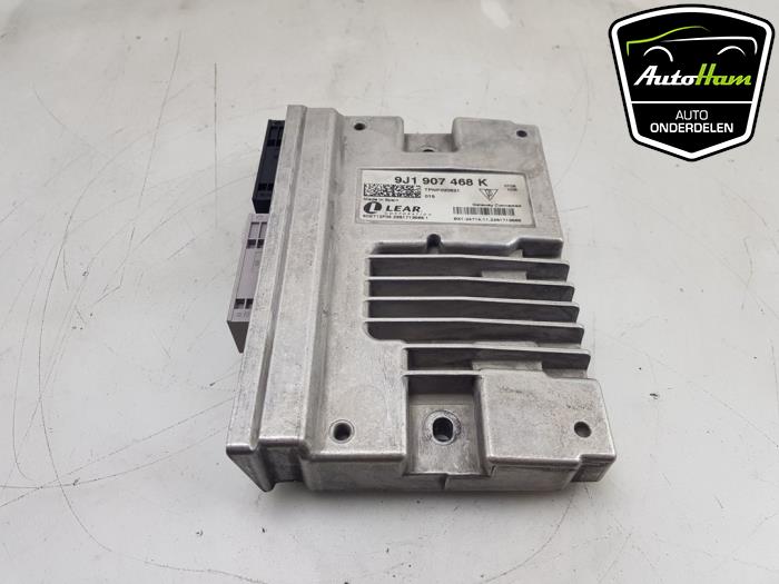 Używane Modul gateway Porsche Taycan (Y1A) 79/84 kWh Cena € 195,00 Procedura marży oferowane przez AutoHam