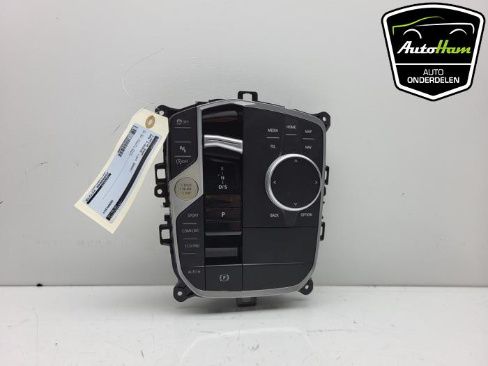 Używane Przycisk I-Drive BMW 3 serie Touring (G21) 318i 2.0 TwinPower Turbo 16V Cena € 395,00 Procedura marży oferowane przez AutoHam