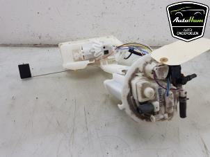 Gebrauchte Kraftstoffpumpe Elektrisch Toyota Yaris Cross (PB1/PJ1) 1.5 12V Hybrid 115 Preis € 85,00 Margenregelung angeboten von AutoHam