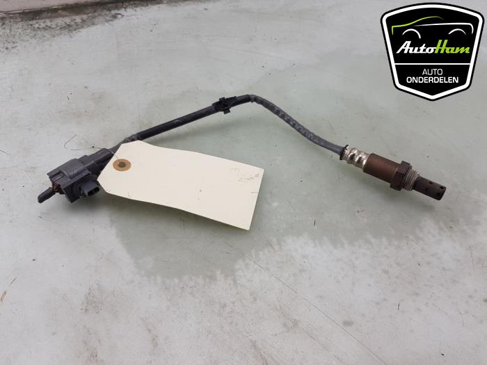 Lambda probe from a Mazda 3 Sport (BP) 2.0 SkyActiv-X M Hybrid 16V 2023