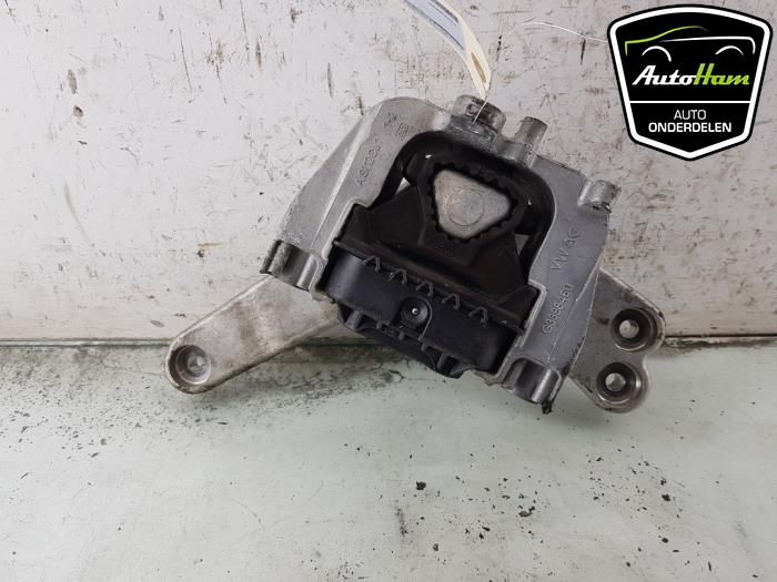 Used Engine mount Volkswagen Golf VII (AUA) 1.4 GTE 16V Price € 20,00 Margin scheme offered by AutoHam