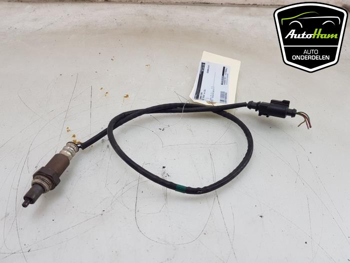 Lambda probe from a Volkswagen Taigo 1.0 TSI 110 12V 2022