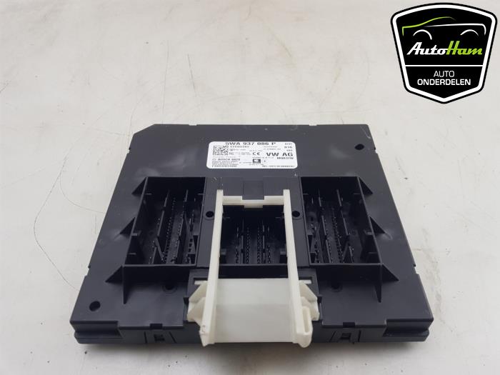 Used Body control computer Volkswagen Golf VIII (CD1) 1.5 eTSI 16V Price € 95,00 Margin scheme offered by AutoHam