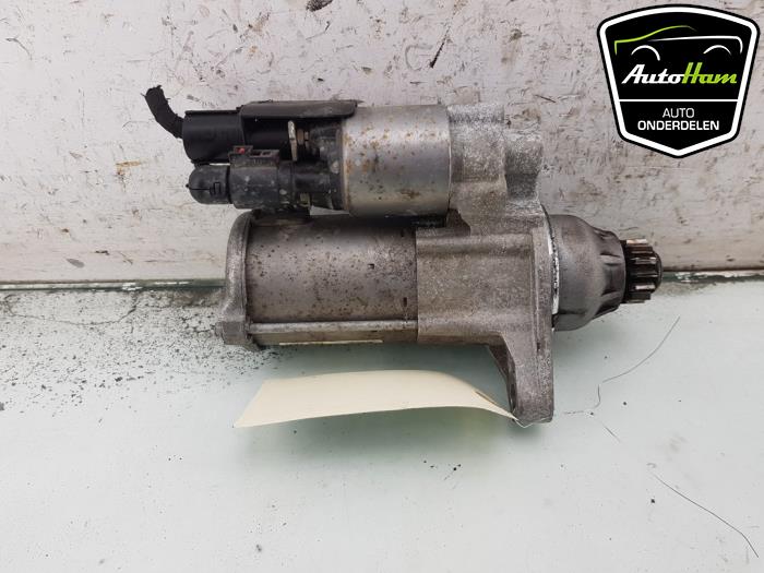 Used Starter Volkswagen Golf VIII (CD1) 1.5 eTSI 16V Price € 20,00 Margin scheme offered by AutoHam