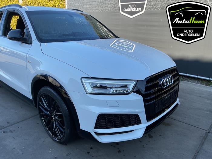 Używane Zderzak przedni Audi Q3 (8UB/8UG) 2.0 16V TFSI Quattro Cena € 5.950,00 Procedura marży oferowane przez AutoHam