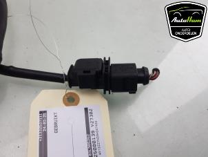 Sonde lambda d'un Volkswagen Transporter T5 2.0 BiTDI DRF 2010