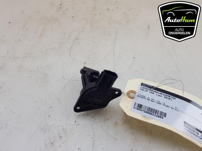 Begagnade Luftflödesmätare Volvo V40 (MV) 1.5 T3 16V Geartronic Pris € 25,00 Marginaltabell erbjuds av AutoHam