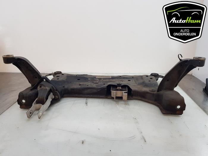 Begagnade Underram Volvo V40 (MV) 1.5 T3 16V Geartronic Pris € 60,00 Marginaltabell erbjuds av AutoHam