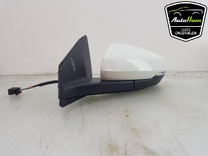 Used Wing mirror, left Volkswagen Polo VI (AW1) 1.0 TSI 12V Price € 125,00 Margin scheme offered by AutoHam