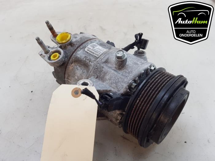 Usagé Compresseur de clim Ford Focus 4 Wagon 1.5 EcoBoost 12V 182 Prix € 195,00 Règlement à la marge proposé par AutoHam