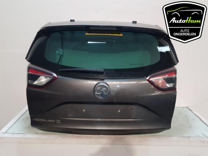 Używane Tylna klapa Opel Crossland (X) 1.2 Turbo 12V Euro 6 Cena € 475,00 Procedura marży oferowane przez AutoHam