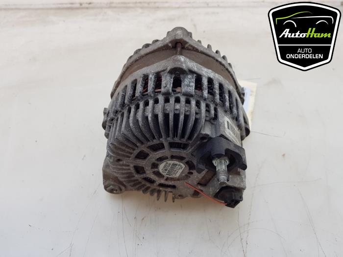 Dynamo från en Renault Megane III Grandtour (KZ) 1.4 16V TCe 130 2011