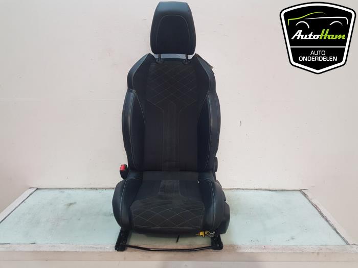 Gebrauchte Sitz links Peugeot 208 II (UB/UH/UP) 1.2 Vti 12V PureTech 100 Preis € 195,00 Margenregelung angeboten von AutoHam