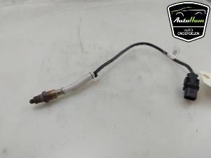 Lambda probe from a BMW 3 serie Touring (G21) 330e 2.0 TwinPower Turbo 16V 2023