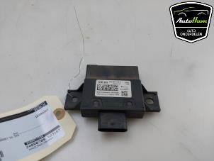Usados Módulo (varios) Volkswagen Polo VI (AW1) 2.0 GTI Turbo 16V Precio € 40,00 Norma de margen ofrecido por AutoHam