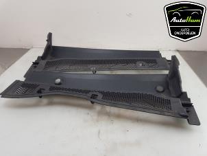 Used Cowl top grille Opel Corsa F (UB/UH/UP) 1.2 Turbo 12V 100 Price € 40,00 Margin scheme offered by AutoHam