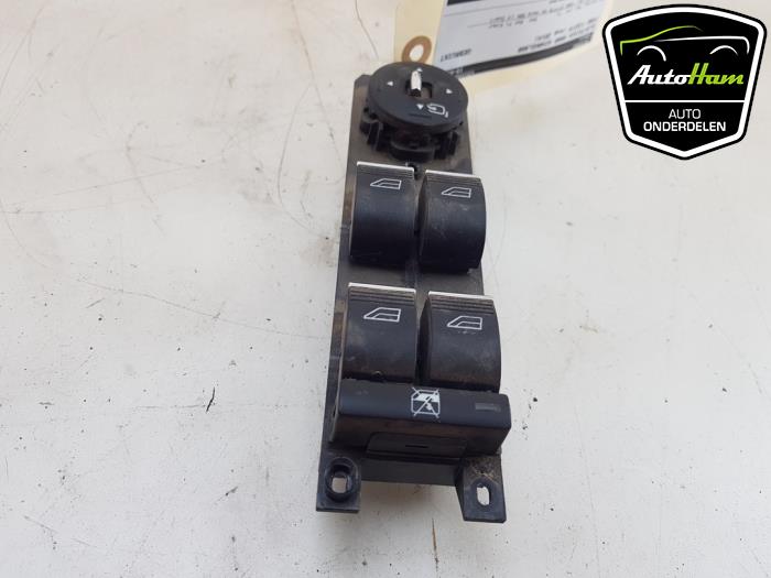 Usados Interruptor de ventanilla eléctrica Ford Fiesta 6 (JA8) 1.6 TDCi 16V ECOnetic Precio € 15,00 Norma de margen ofrecido por AutoHam