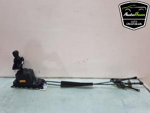 Used Gear-change mechanism Volkswagen T-Cross 1.0 TSI 95 12V Price € 75,00 Margin scheme offered by AutoHam