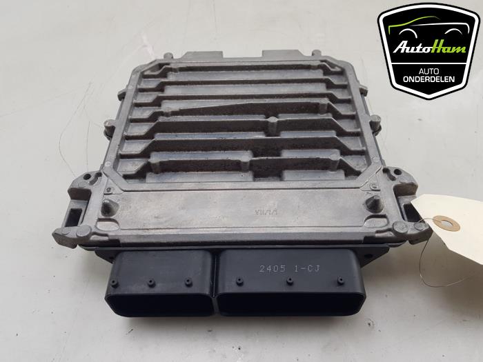 Engine management computer from a Mercedes-Benz C (W205) C-350 e 2.0 16V 2015