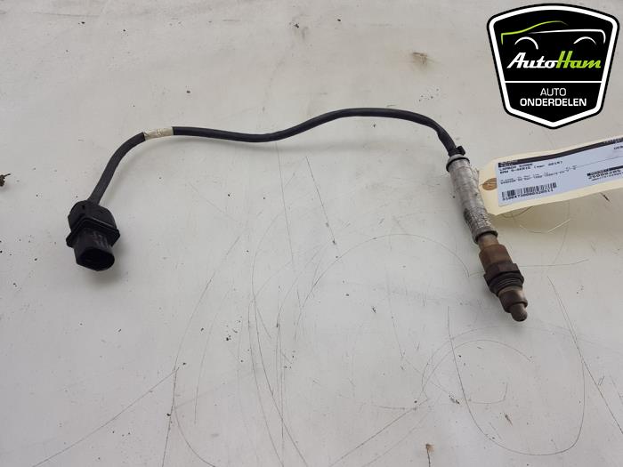 Lambda probe from a BMW 5 serie Touring (G31) 520i 2.0 TwinPower Turbo 16V 2019