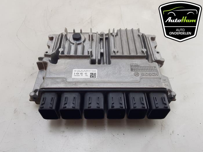 Used Engine management computer BMW 5 serie Touring (G31) 520i 2.0 TwinPower Turbo 16V Price € 395,00 Margin scheme offered by AutoHam