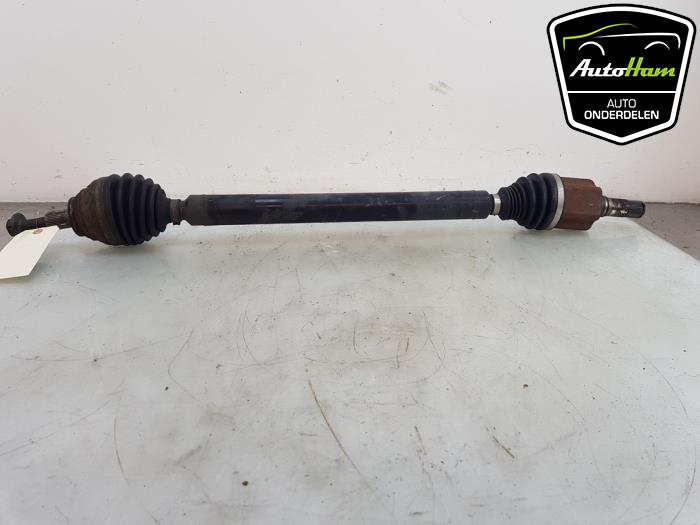 Used Front drive shaft, right Volkswagen Golf VII (AUA) 1.4 GTE 16V Price € 295,00 Margin scheme offered by AutoHam