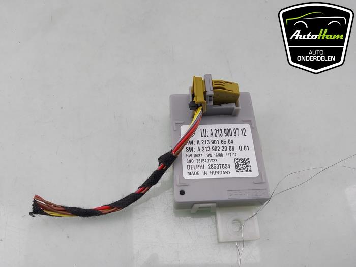 Usagé Ordinateur éclairage Mercedes E (C238) E-220d 2.0 Turbo 16V Prix € 75,00 Règlement à la marge proposé par AutoHam
