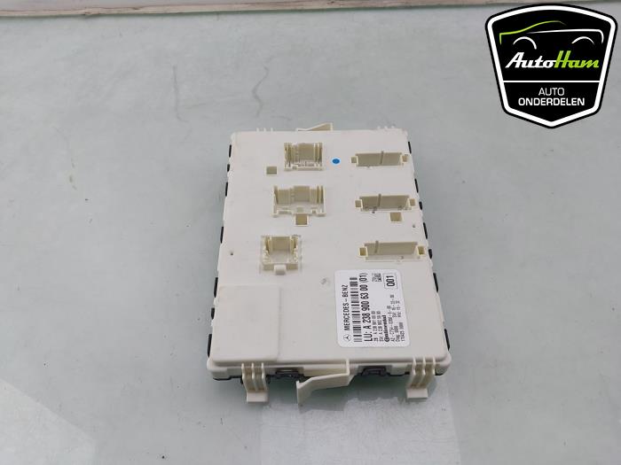 Used Body control computer Mercedes E (C238) E-220d 2.0 Turbo 16V Price € 75,00 Margin scheme offered by AutoHam
