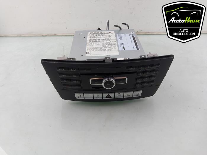Begagnade Radio Mercedes ML III (166) 3.0 ML-350 BlueTEC V6 24V 4-Matic Pris € 750,00 Marginaltabell erbjuds av AutoHam