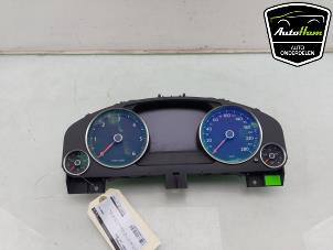 Used Instrument panel Volkswagen Touareg (7PA/PH) 3.0 TDI V6 24V BlueMotion Technology DPF Price € 350,00 Margin scheme offered by AutoHam