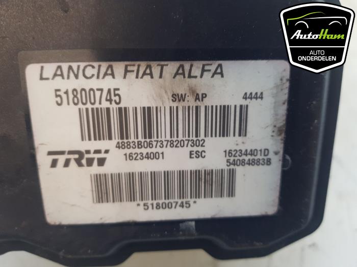 Bloc ABS d'un Alfa Romeo 159 (939AX) 3.2 JTS V6 24V Q4 2008