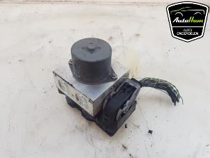 Bloc ABS d'un Alfa Romeo 159 (939AX) 3.2 JTS V6 24V Q4 2008