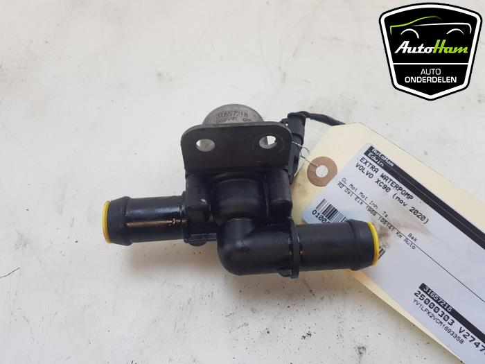Begagnade Extra vattenpump Volvo XC90 II 2.0 B5 16V Mild Hybrid AWD Pris € 10,00 Marginaltabell erbjuds av AutoHam