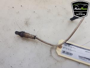 Lambda probe from a Peugeot 208 I (CA/CC/CK/CL) 1.2 Vti 12V PureTech 82 2013