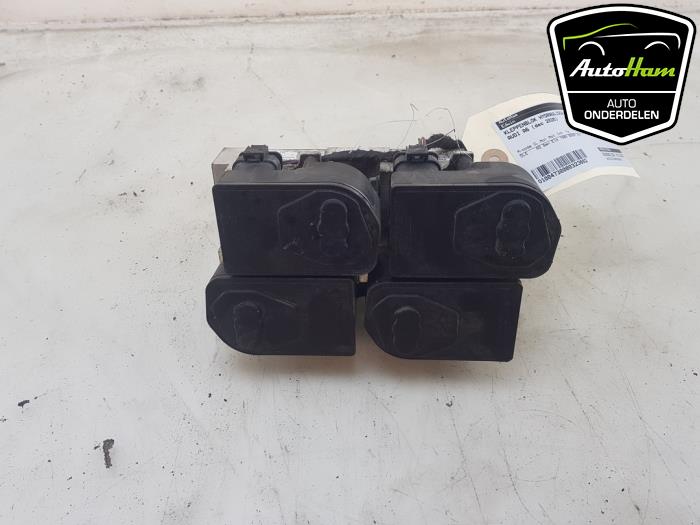 Gebrauchte Ventilblock hydraulisch Audi A6 Avant (C8) 2.0 16V 55 TFSI e Hybrid Quattro Preis € 150,00 Margenregelung angeboten von AutoHam